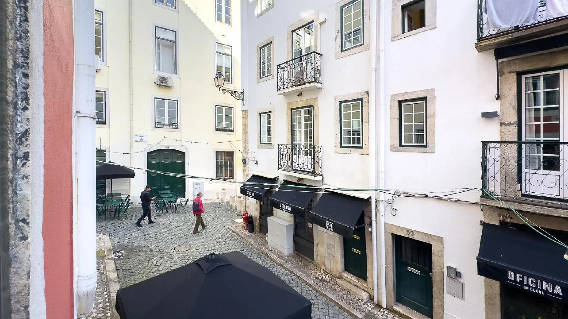 Contemporary Apartment In Chiado 1 Lissabon
