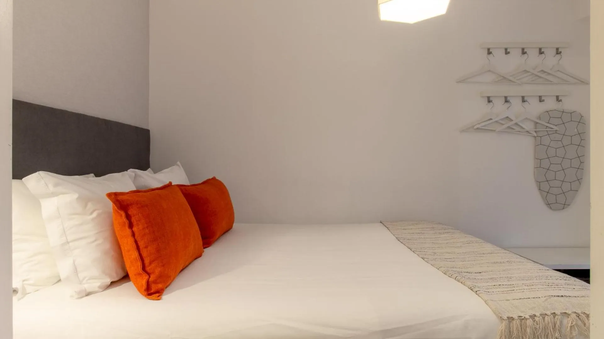 Contemporary Apartment In Chiado 1 Lissabon 0*,  Portugal
