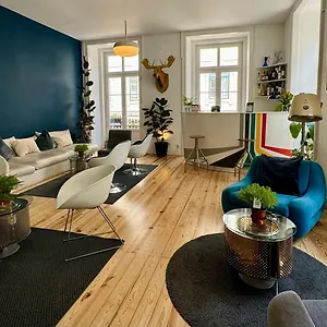  Hostel Lounge