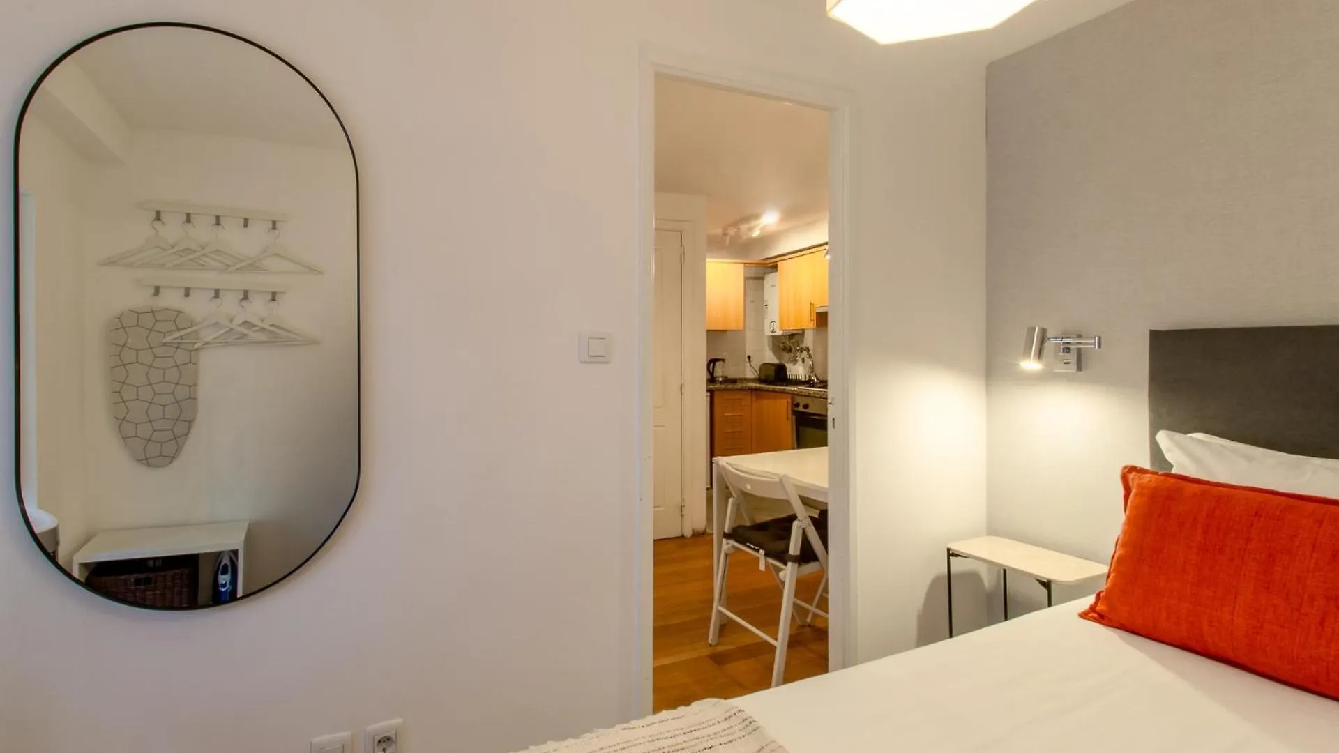 Contemporary Apartment In Chiado 1 Lisbon Portugal